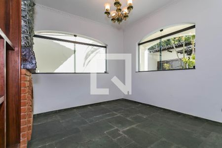 Sala 2 de casa para alugar com 5 quartos, 600m² em Vila Oliveira, Mogi das Cruzes