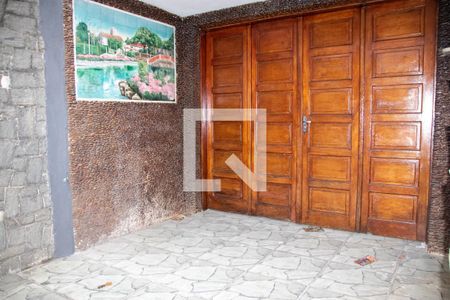Garagem de casa para alugar com 2 quartos, 250m² em Carandiru, São Paulo