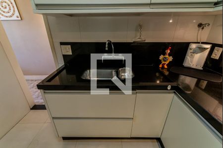 Apartamento à venda com 109m², 2 quartos e 2 vagasCozinha