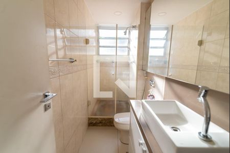 Apartamento à venda com 109m², 2 quartos e 2 vagasBanheiro da Suíte