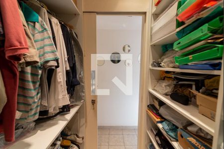 Apartamento à venda com 109m², 2 quartos e 2 vagasCloset da suíte