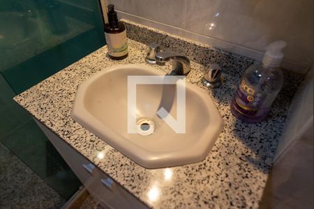 Apartamento à venda com 109m², 2 quartos e 2 vagasBanheiro Social