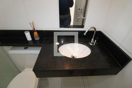 Banheiro Social de apartamento à venda com 1 quarto, 45m² em Jardim Nova Europa, Campinas