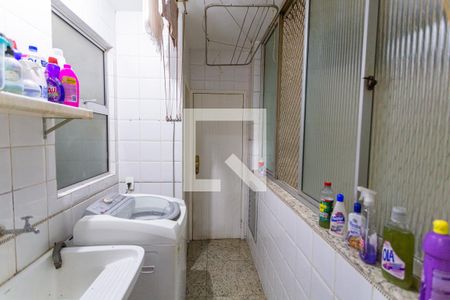 Apartamento à venda com 123m², 3 quartos e 1 vagaÁrea de Serviço