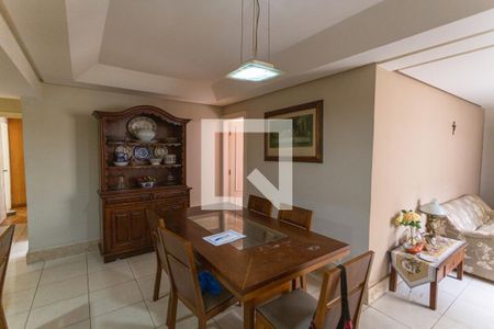 Sala 3 de apartamento à venda com 3 quartos, 123m² em Serra, Belo Horizonte