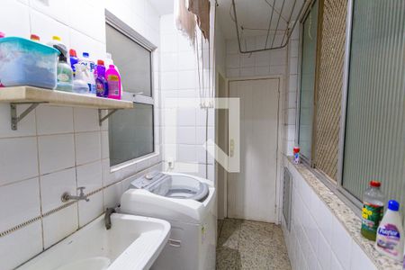 Apartamento à venda com 123m², 3 quartos e 1 vagaÁrea de Serviço