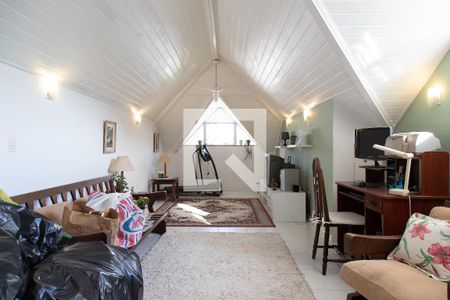 Casa de condomínio à venda com 257m², 4 quartos e 3 vagasSótão 