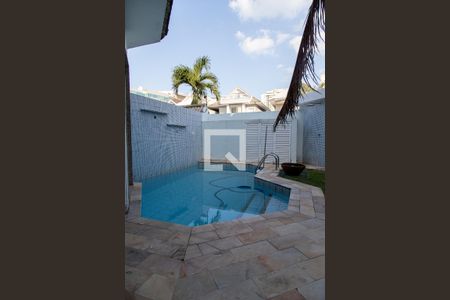 Casa de condomínio à venda com 257m², 4 quartos e 3 vagasVaranda gourmet - piscina 