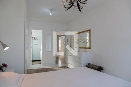 Casa de condomínio à venda com 257m², 4 quartos e 3 vagasSuíte 4