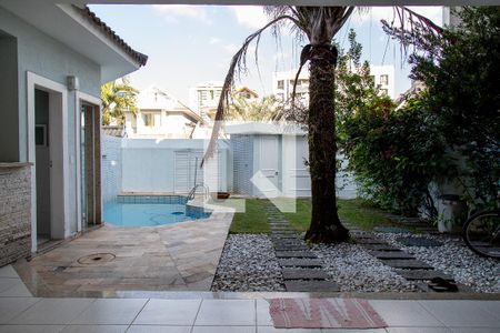 Casa de condomínio à venda com 257m², 4 quartos e 3 vagasVaranda gourmet 