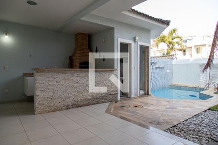Casa de condomínio à venda com 257m², 4 quartos e 3 vagasVaranda gourmet - churrasqueira 