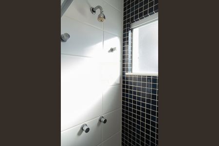 Casa de condomínio à venda com 257m², 4 quartos e 3 vagasBanheiro da suíte 2