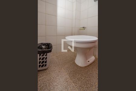 Apartamento para alugar com 115m², 3 quartos e 2 vagasBanheiro de Serviço