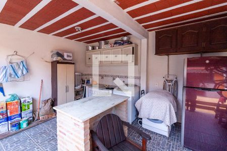 Casa à venda com 245m², 3 quartos e 3 vagas Casa à venda com 245m², 3 quartos e 3 vagasÁrea de Serviço