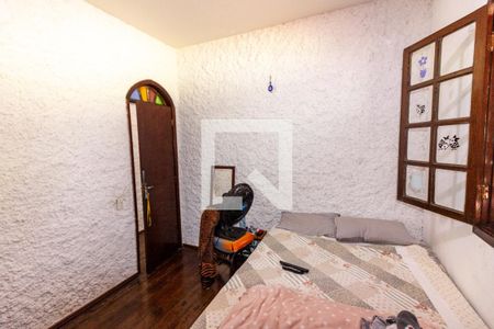 Casa à venda com 245m², 3 quartos e 3 vagas Casa à venda com 245m², 3 quartos e 3 vagasQuarto 2