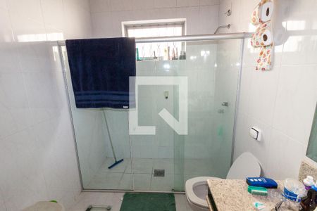 Casa à venda com 245m², 3 quartos e 3 vagas Casa à venda com 245m², 3 quartos e 3 vagasBanheiro 1