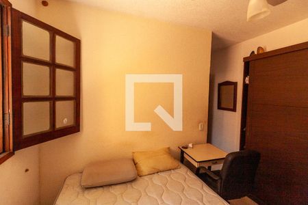 Casa à venda com 245m², 3 quartos e 3 vagas Casa à venda com 245m², 3 quartos e 3 vagasQuarto 4