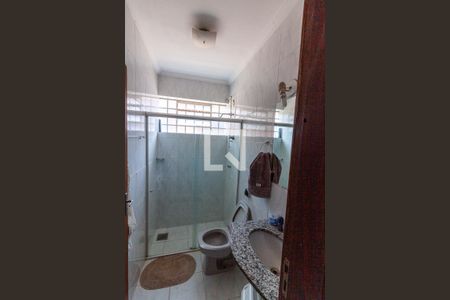 Casa à venda com 245m², 3 quartos e 3 vagas Casa à venda com 245m², 3 quartos e 3 vagasbanheiro 3