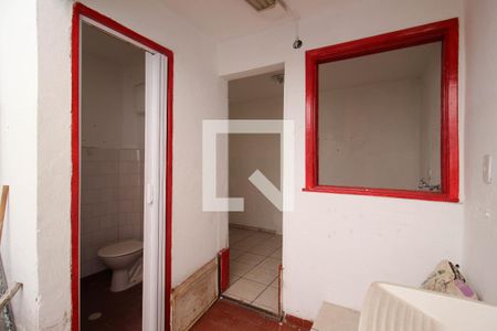 Casa à venda com 140m², 2 quartos e 2 vagas Casa à venda com 140m², 2 quartos e 2 vagasÁrea de Serviço