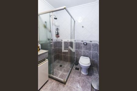 Casa à venda com 430m², 3 quartos e 3 vagas Casa à venda com 430m², 3 quartos e 3 vagasBanheiro da suíte