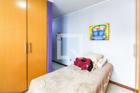 Casa à venda com 430m², 3 quartos e 3 vagas Casa à venda com 430m², 3 quartos e 3 vagasQuarto 2