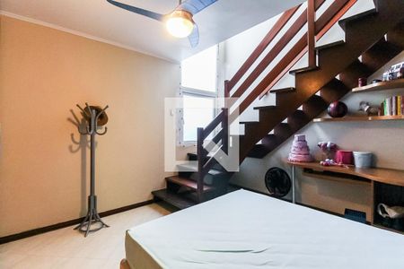 Casa à venda com 430m², 3 quartos e 3 vagas Casa à venda com 430m², 3 quartos e 3 vagasQuarto 1