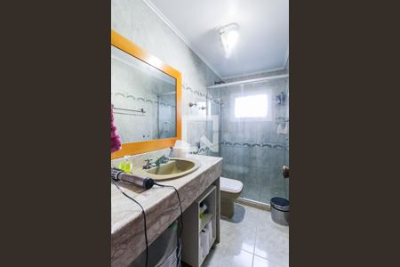 Casa à venda com 430m², 3 quartos e 3 vagas Casa à venda com 430m², 3 quartos e 3 vagasBanheiro 2