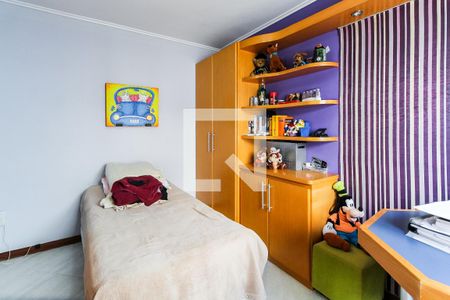 Casa à venda com 430m², 3 quartos e 3 vagas Casa à venda com 430m², 3 quartos e 3 vagasQuarto 2