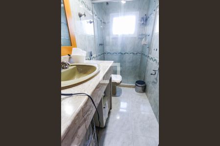 Casa à venda com 430m², 3 quartos e 3 vagas Casa à venda com 430m², 3 quartos e 3 vagasBanheiro 2