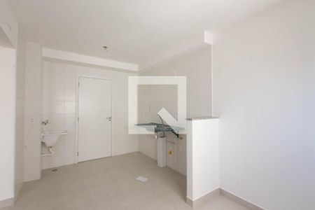 Sala / Cozinha  de Apartamento com 2 quartos, 38m² Itaquera