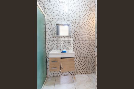 Banheiro de casa para alugar com 2 quartos, 40m² em Cidade Patriarca, São Paulo
