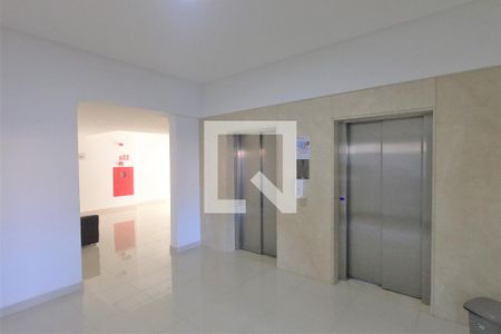 Apartamento para alugar com 65m², 2 quartos e 1 vagaHall social