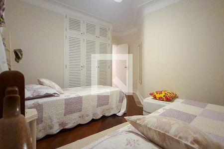 Apartamento para alugar com 163m², 4 quartos e 2 vagas Apartamento para alugar com 163m², 4 quartos e 2 vagasQuarto 3