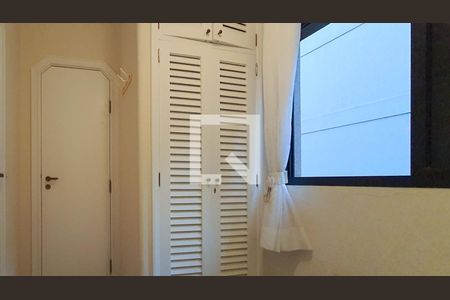 Apartamento para alugar com 163m², 4 quartos e 2 vagas Apartamento para alugar com 163m², 4 quartos e 2 vagasQuarto 4