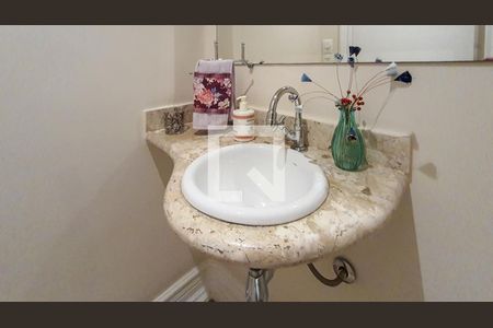 Apartamento para alugar com 163m², 4 quartos e 2 vagas Apartamento para alugar com 163m², 4 quartos e 2 vagasBanheiro 1