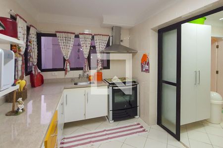 Apartamento para alugar com 163m², 4 quartos e 2 vagas Apartamento para alugar com 163m², 4 quartos e 2 vagasCozinha