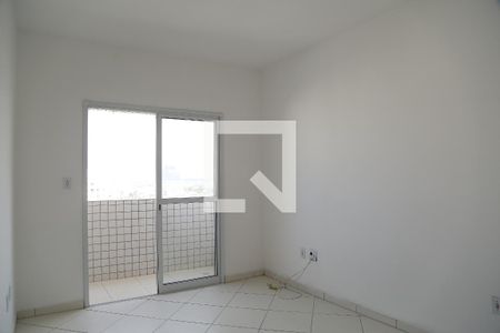 Sala de apartamento para alugar com 2 quartos, 60m² em Guilhermina, Praia Grande