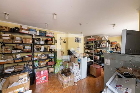 Casa à venda com 272m², 3 quartos e 3 vagas Casa à venda com 272m², 3 quartos e 3 vagasQuarto de Serviço