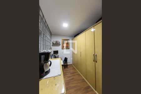 Corredor de casa à venda com 3 quartos, 272m² em Vila Carrão, São Paulo