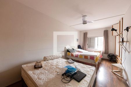 Quarto 1 de casa à venda com 3 quartos, 272m² em Vila Carrão, São Paulo