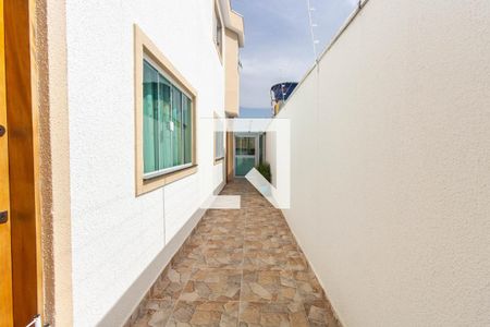 Casa de condomínio para alugar com 62m², 2 quartos e 1 vaga Casa de condomínio para alugar com 62m², 2 quartos e 1 vagaÁrea Externa