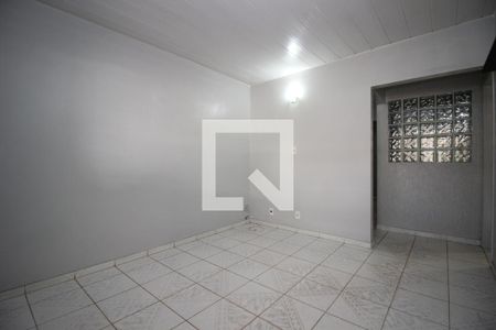 Sala de casa para alugar com 2 quartos, 120m² em Guará Ii, Brasília