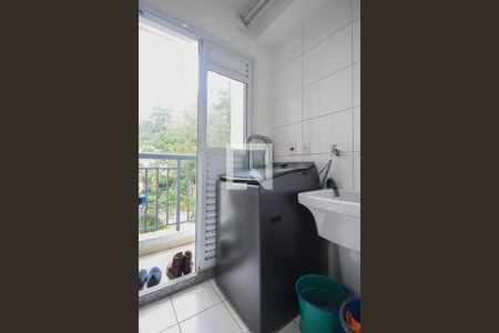 Apartamento à venda com 75m², 2 quartos e 2 vagasÁrea de serviço