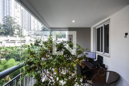 Varanda de apartamento à venda com 2 quartos, 75m² em Vila Andrade, São Paulo