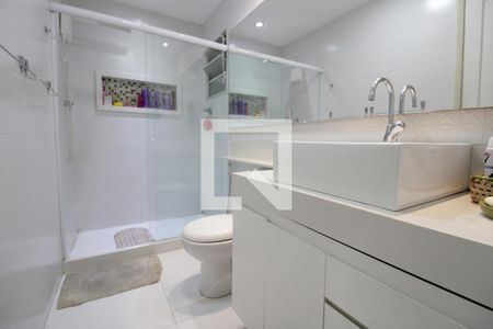 Apartamento à venda com 70m², 2 quartos e sem vagaBanheiro