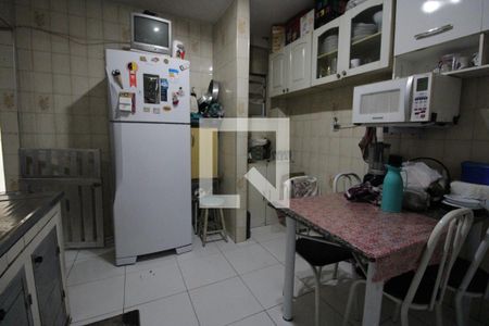 Apartamento à venda com 70m², 2 quartos e sem vagaCozinha