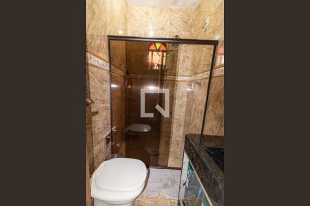 Casa à venda com 300m², 3 quartos e 4 vagasBanheiro