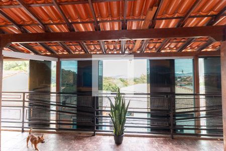 Casa à venda com 300m², 3 quartos e 4 vagasvaranda