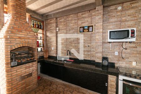 Casa à venda com 300m², 3 quartos e 4 vagasQuintal