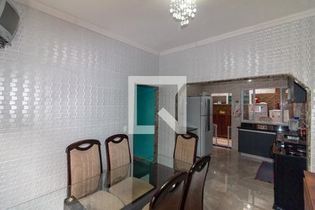 Casa à venda com 300m², 3 quartos e 4 vagasCopa